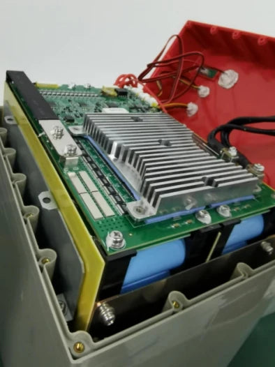 LS4832P67 48V 32Ah Golf Car Lithium Battery LiFePO4 box GC2 100A BMS IP67